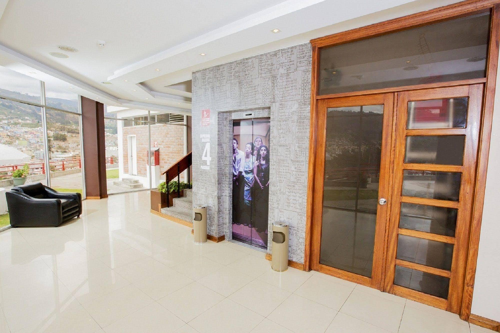 Hotel Ambato Exterior photo