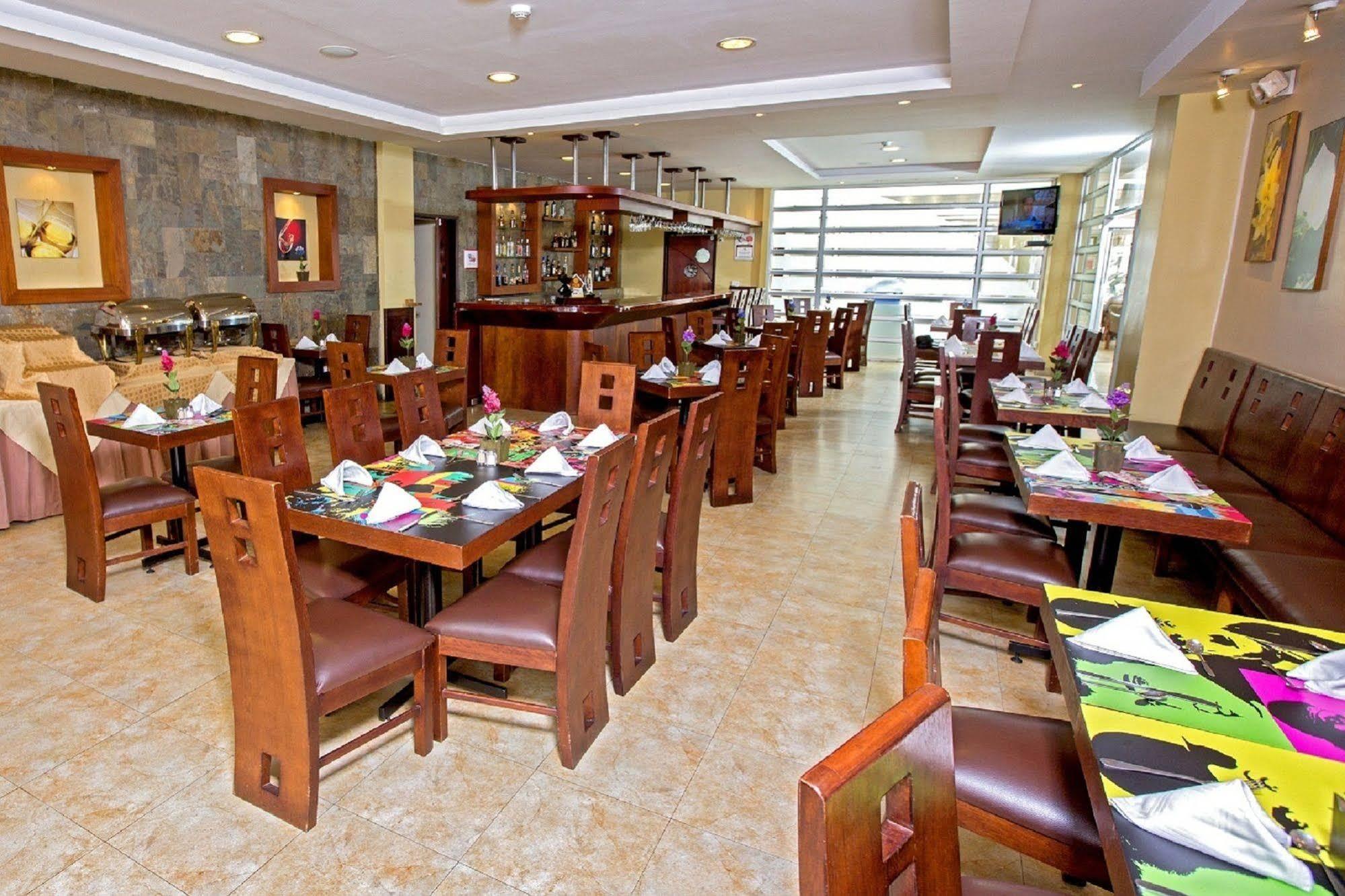 Hotel Ambato Exterior photo