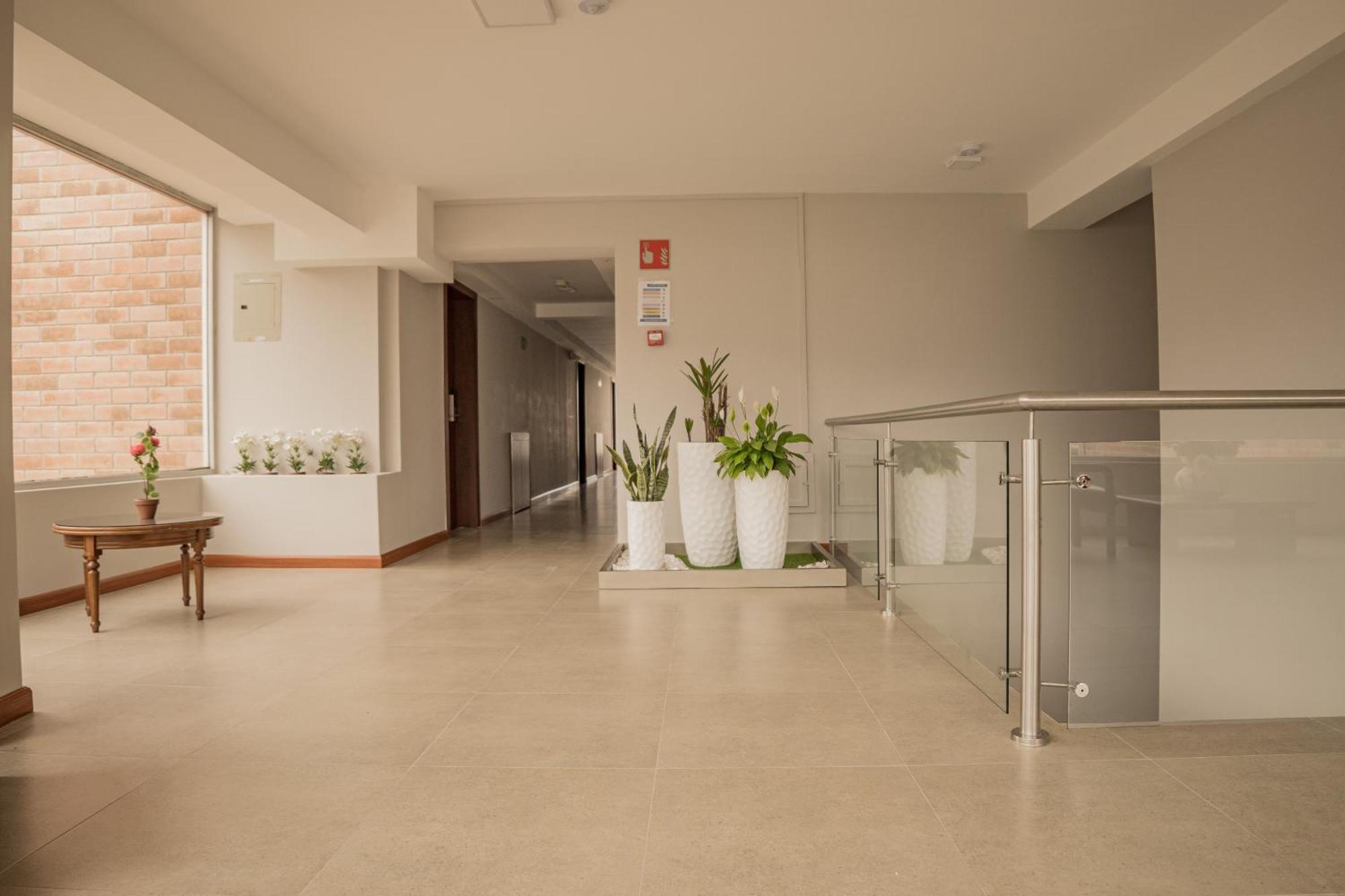 Hotel Ambato Exterior photo