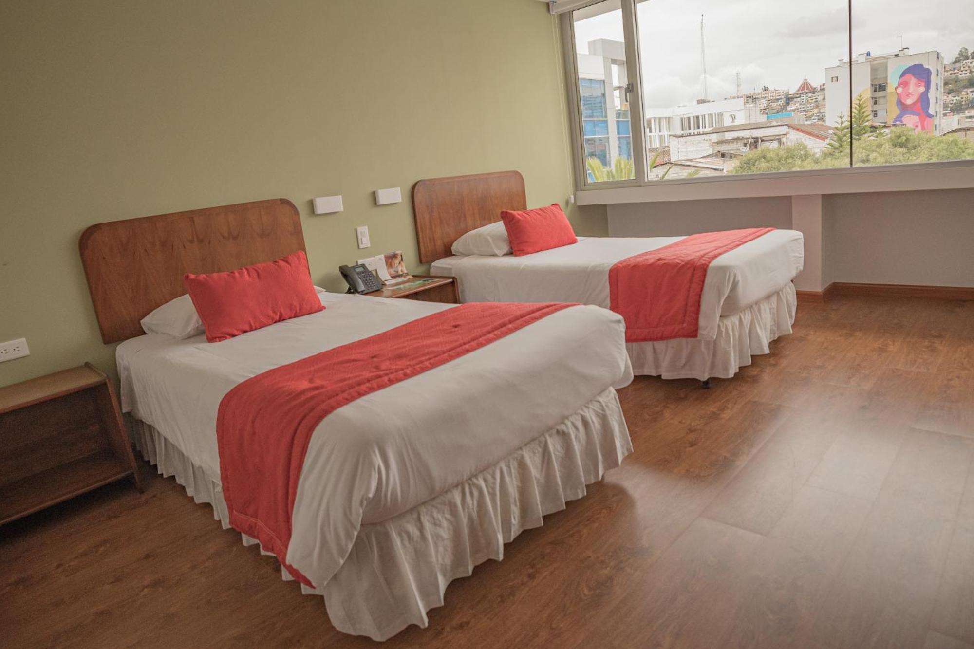 Hotel Ambato Exterior photo