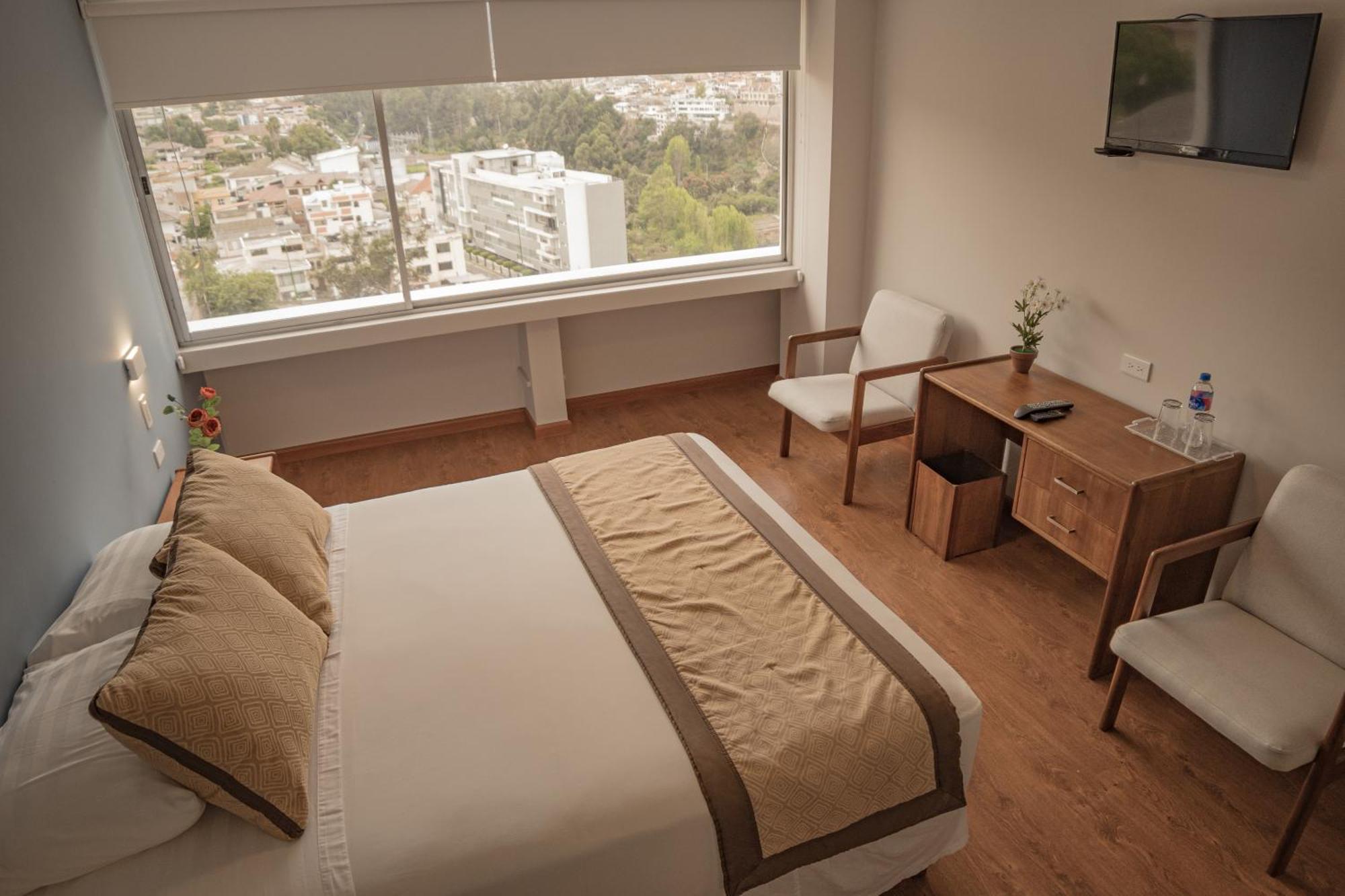 Hotel Ambato Exterior photo